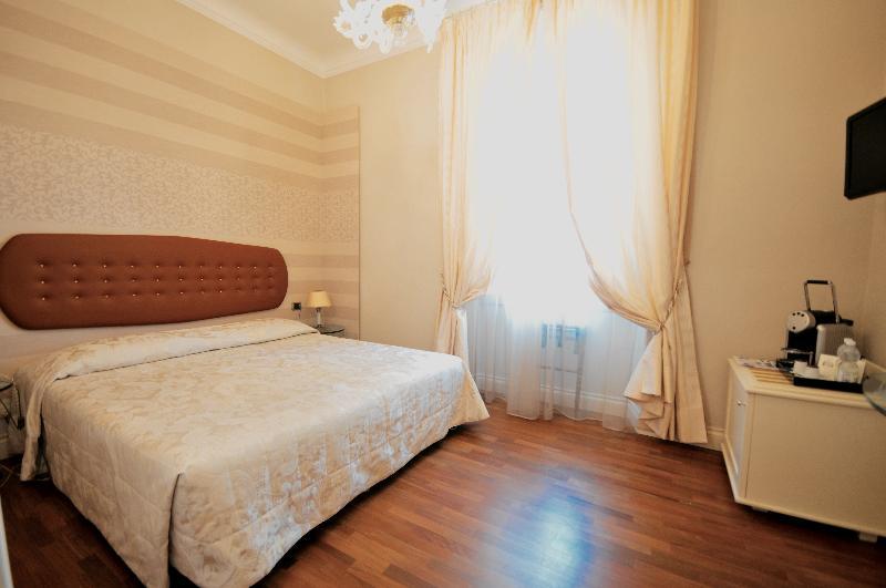 C-Hotels De Rose Palace Florence Exterior photo